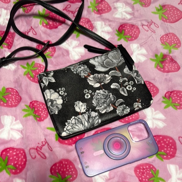 Fiorelli Floral Black Crossbody Bag - Picture 10 of 10